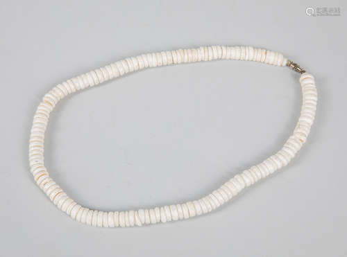 Crow Indian White Shell Trade Beads Necklace