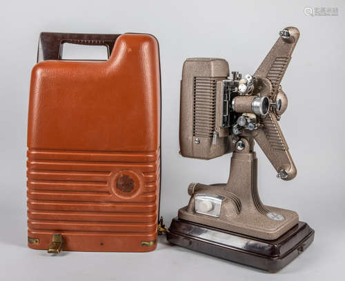 Collectible Revere 16mm Movie Projector