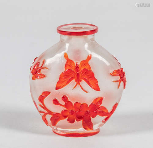 Chinese Overlay Glass Snuff Bottle