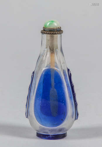 Chinese Overlay Glass Snuff Bottle