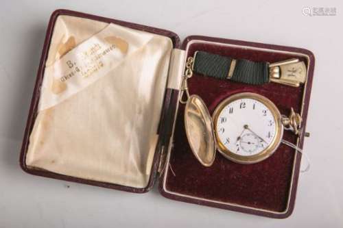 Junghans-Herrentaschenuhr (wohl um 1910/20), mit Sprundeckel aus 585 GG, mit Uhrenzipfel