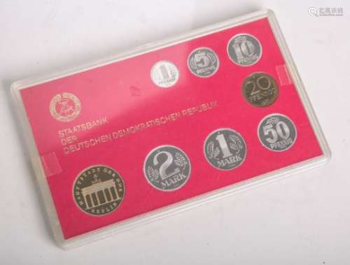 DDR-Kursmünzsatz (1986), 1 Pfennig bis 5 Mark (8,86 Mark), Münzprägestätte: A, in
