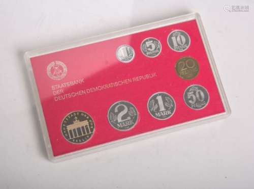 DDR-Kursmünzsatz (1988), 1 Pfennig bis 5 Mark (8,86 Mark), Münzprägestätte: A, in