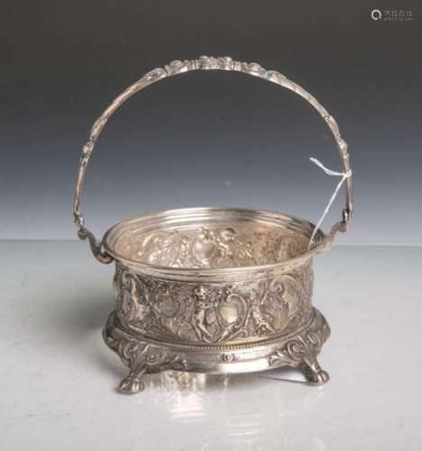 Runde Henkelschale 800 Silber (aus der Zeit des Historismus), Putti m. Rankendekor, auf 4