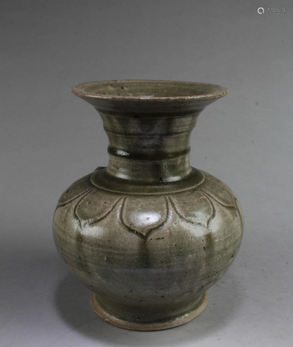 Chinese Porcelain Vase