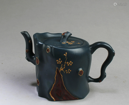 Chinese Ziaha Teapot