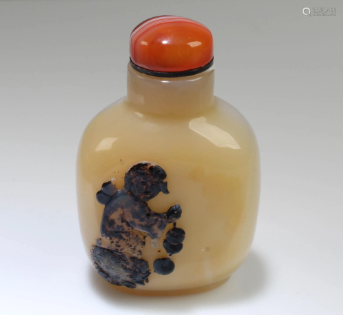 Chinese Agate Snuff Bottle