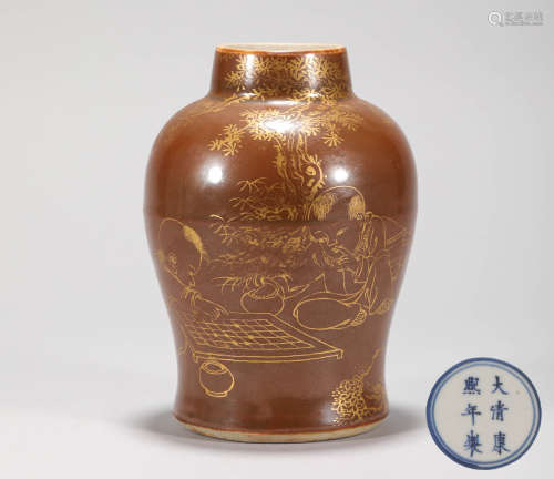 Bronze Glazed Tracing Gold Porcelain Vase from Qing清代醬釉描金瓷瓶