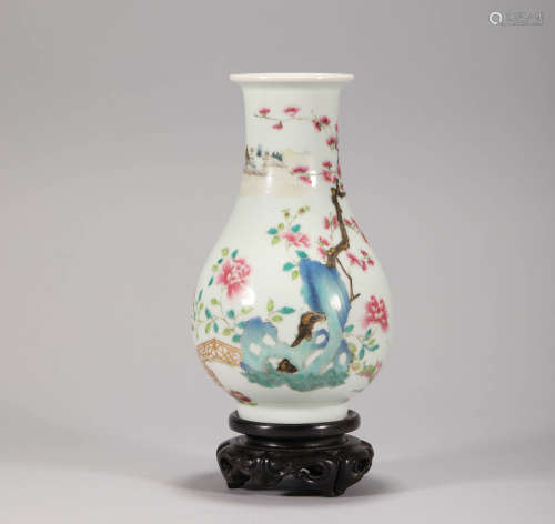 Pink Glazed Floral Vase from Qing清代粉彩花卉賞瓶