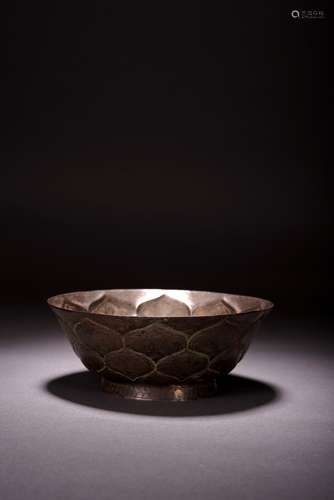 A CHINESE SILVER REPOUSSE 'LOTUS PETAL' BOWL