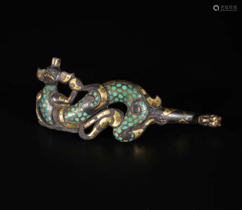 belt hook with tophus inlayed from Han漢代镶嵌松石带勾
