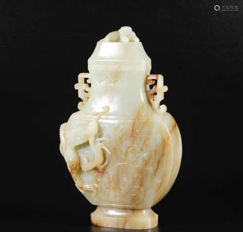 hetian jade dragon shaped pot from Qing清代和田玉盤龍瓶