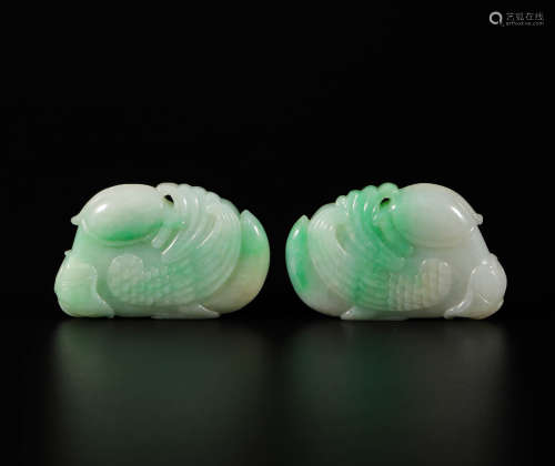 a pair of jadeite birds from Qing清代翡翠鸳鸯一对
