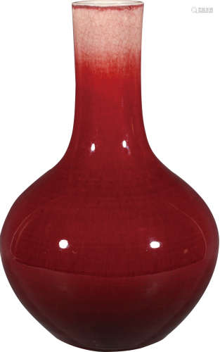 清 中期红釉天球瓶