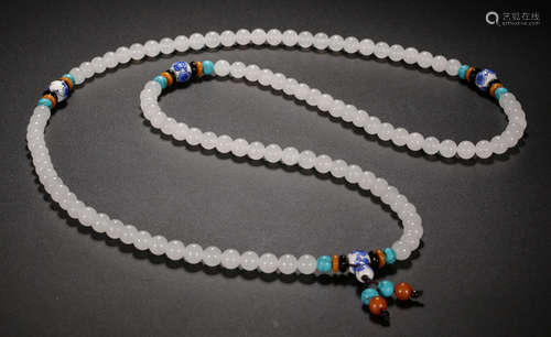 A HETIAN WHITE JADE STRING NECKLACE WITH 108 BEADS