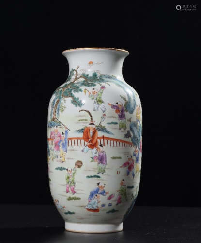 QIANLONG MARK, CHINESE FAMILLE ROSE VASE