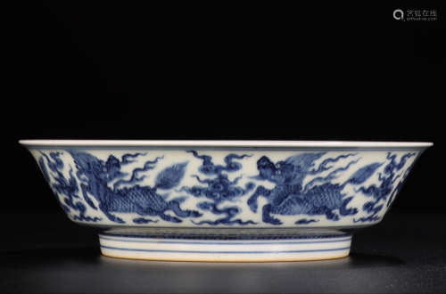 CHENGHUA MRK, CHINESE BLUE & WHITE PLATE