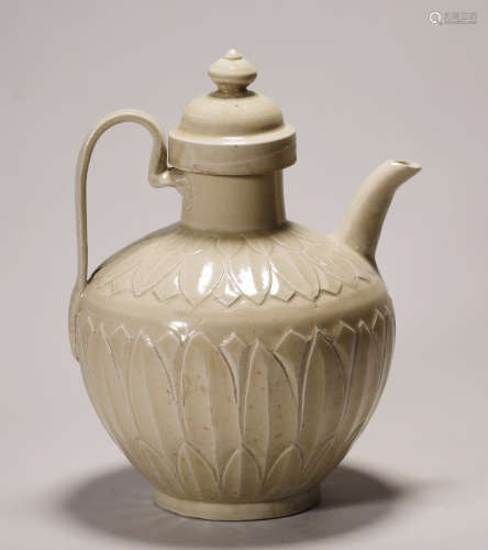 Song Dynasty - Ding Ware Kettle