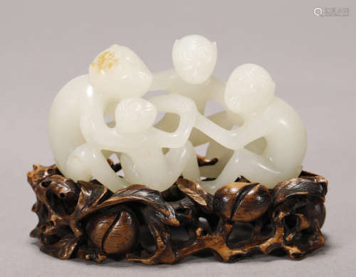 Qing Dynasty - Hetian Jade Monkey Decoration