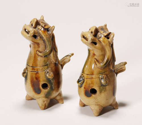 Tang Dynasty - Pair of Changsha Ware Lion