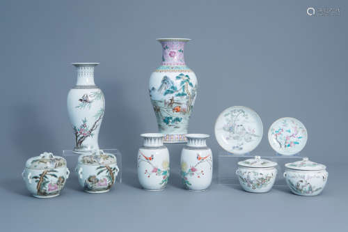 A varied collection of Chinese famille rose porcelain with different designs, 19th/20th C.