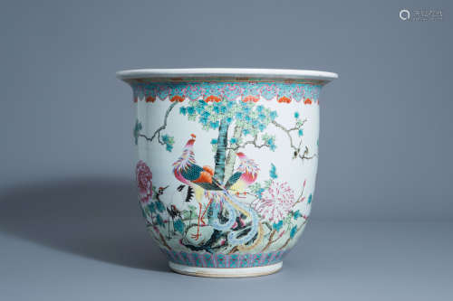 A Chinese famille rose jardinire with birds among blossoming branches, 20th C.