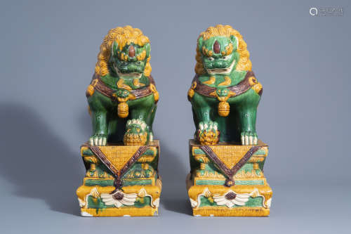 A pair of large Chinese sancai glazed Ming style models of temple lions, 20th C.