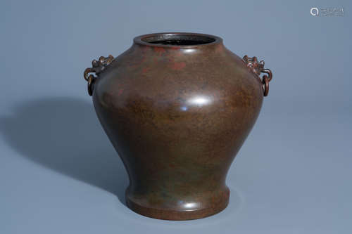 A Japanese bronze vase, probably Showa, 20th C.