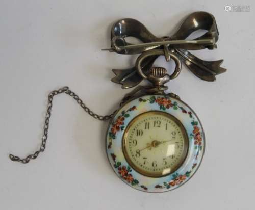 Lady's Victorian pocket watch with Arabic numerals to the dial, in enamel foliate decorated case,