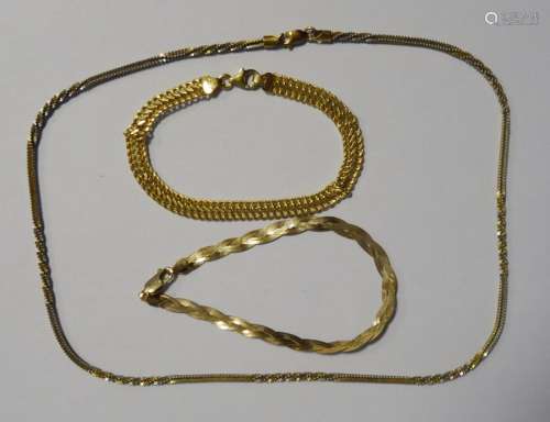 9ct gold woven flat bracelet, a 9ct gold mesh collarette necklace and a 9ct gold open mesh bracelet,