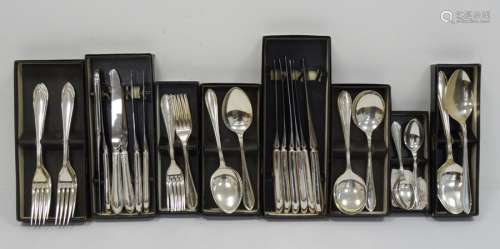 Late 20th century sterling silver table flatware service of plain form with pointed handle,