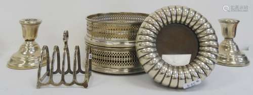 Pair of early 20th century circular silver wine coasters with pierced decoration, London, makers