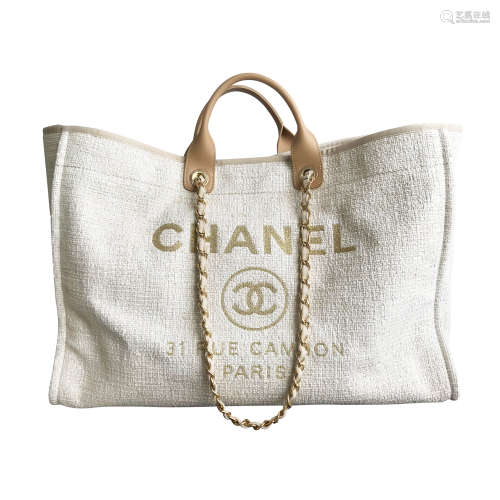 Chanel浅米色大号手提沙滩包