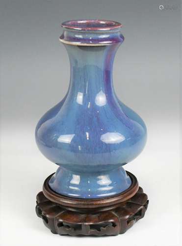 A FLAMBE GLAZED VASE 18TH C W/STAND