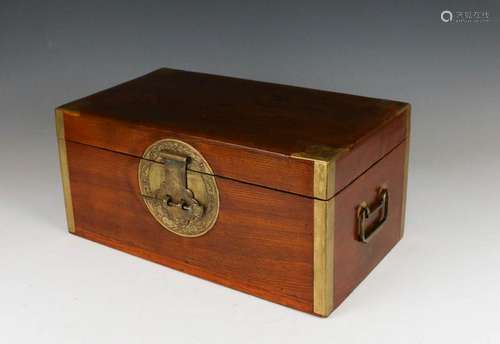 AN ELMWOOD DOCUMENT BOX, 19TH C, WITH CERTIFICATE