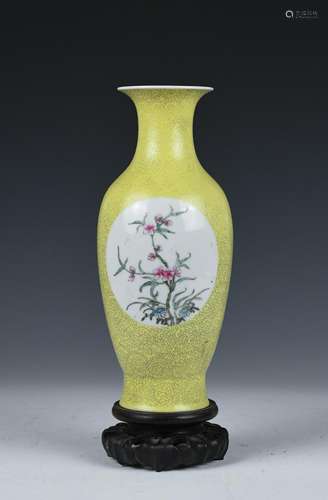 A FAMILLE ROSE FLORAL VASE QIANGLONG MARK 19TH C.