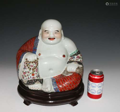 A FAMILLE ROSE LAUGHING BUDDHA,19TH C