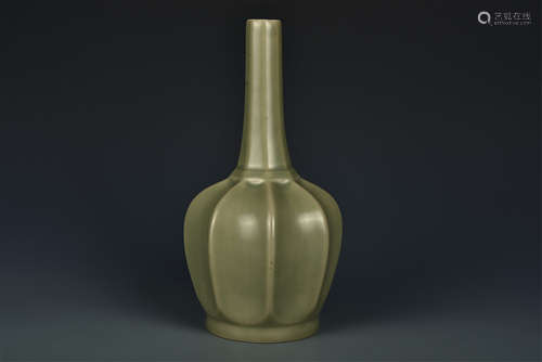 YUE LOBED VASE SONG DYNASTY