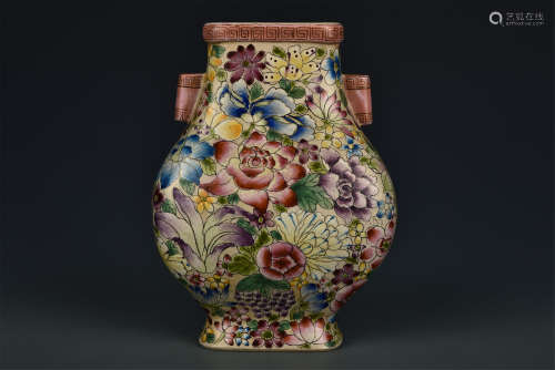 FAMILLE ROSE MILLE FLEURS VASE REPUBLIC PERIOD