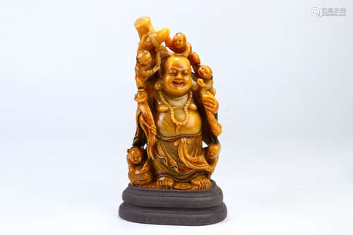 A Chinese Shoushan Tianhuang Stone Carved Buddha Ornament