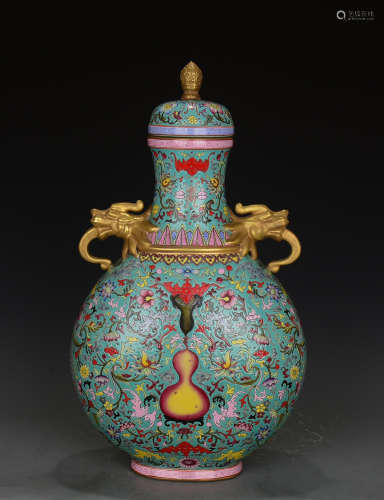 A Chinese viridis Famille Rose Gild Porcelain Oblate Vase