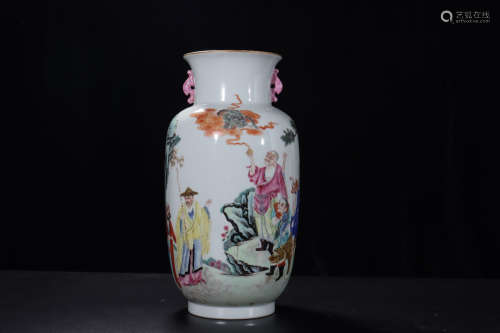 A Chinese Famille Rose 18 Arhats Porcelain lantern-shaped Vase