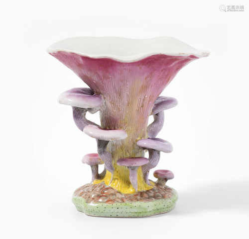 Lingzhi-Vase