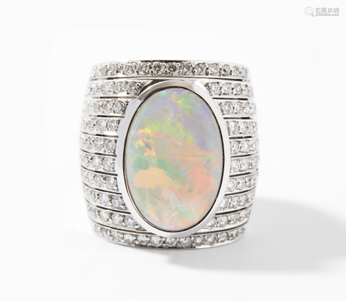 Opal-Brillant-Ring