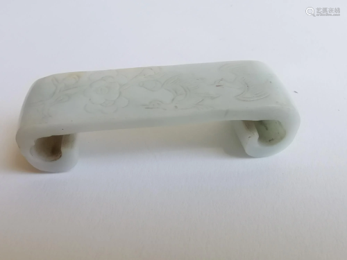 19th C. FLOWER AND BIRD PATTERN JADE CARVING…