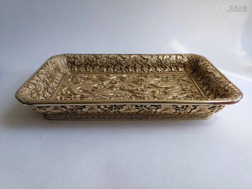 CARVED LACQUER GILTED TRAY DA MING YON…