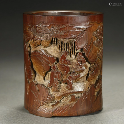 A SUPERBLY CARVED BAMBOO BRUSH POT