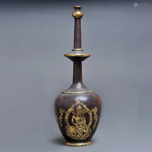 AN ARCHAIC GILT-SILVER VASE