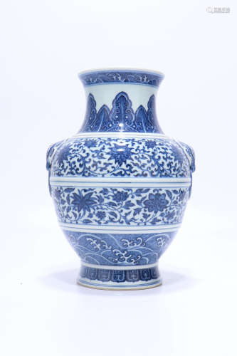 Blue And White Porcelain Vase,Qing Dynasty