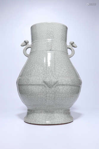 Guan-Type Glazed Porcelain Handled Vase,Qing Dynasty